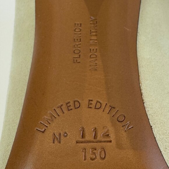 Limited Edition Salvatore Ferragamo White and Black Trim Pumps, Size 39 EU - Picture 11 of 16